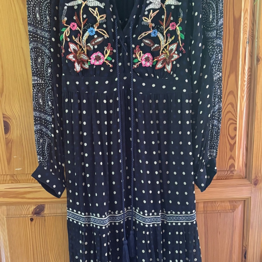 Maeve by Anthropology Cassidy Dress Navy Polka Dot Embroidered Flower Size 2 - Picture 2 of 6